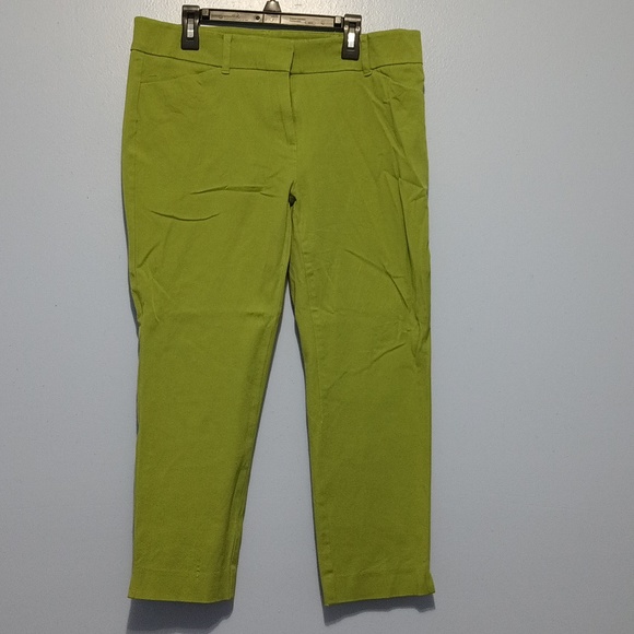 Ladies Capri Pants - Picture 1 of 1